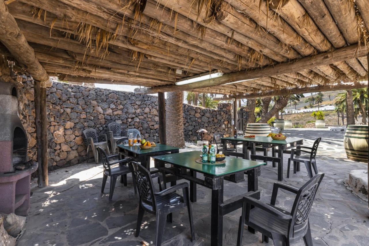 Villa Haria Lux By Escapehome Ngoại thất bức ảnh